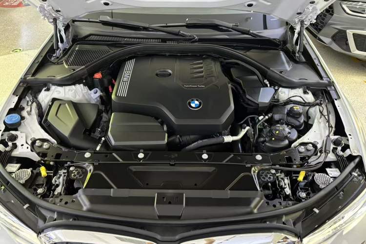 Used BMW 3 Series 2021 325Li M Sport Package Interior 7