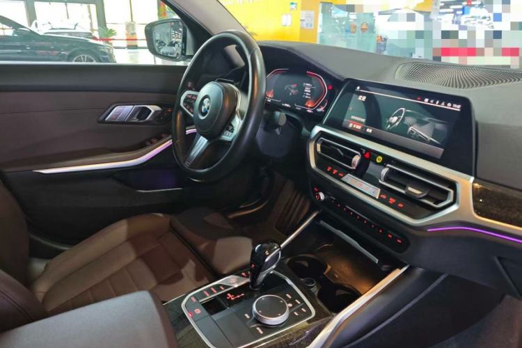 Used BMW 3 Series 2021 Restyled 325Li M Sport Package Interior 7