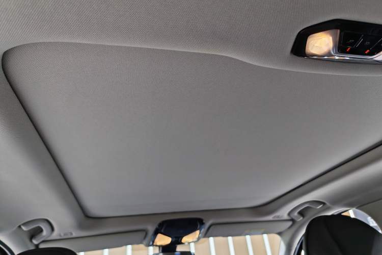 Used BMW 3 Series 2021 320Li M Sport Package Interior 8