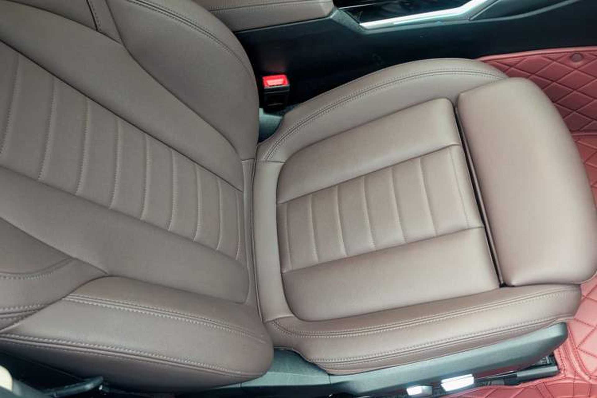 Used BMW 3 Series 2021 Second Facelift 320i Sport Package Interior 9