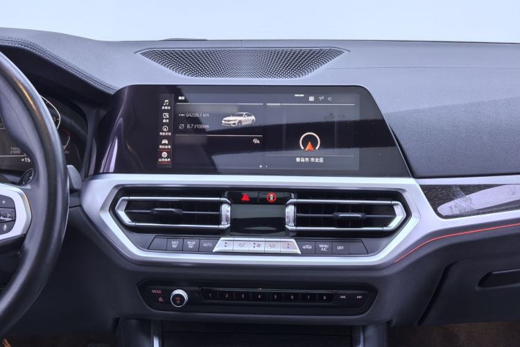 Used BMW 3 Series 2021 Restyled 325Li M Sport Package Interior 9
