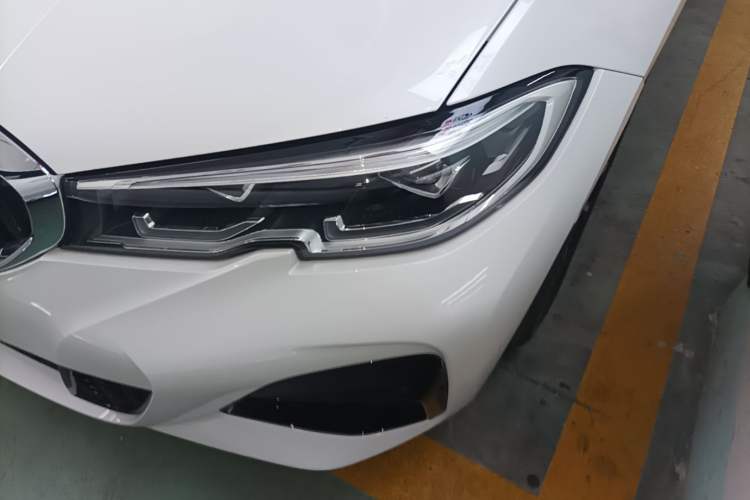 Used BMW 3 Series 2021 Restyled 325Li M Sport Package Left Front Headlight