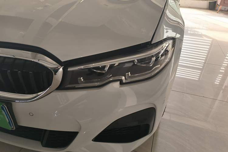 Used BMW 3 Series 2021 Restyled 325Li M Sport Package Left Front Headlight