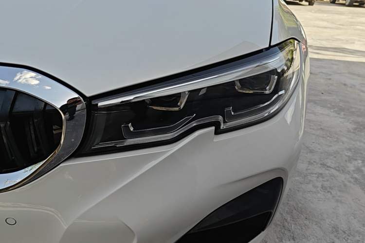Used BMW 3 Series 2021 325i M Sport Package Left Front Headlight