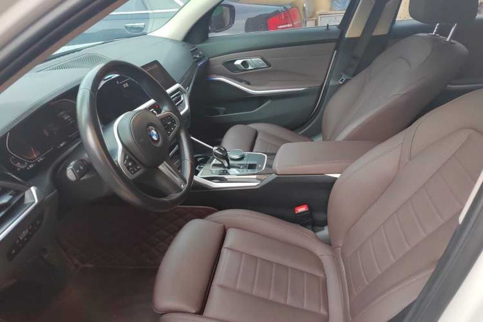Used BMW 3 Series 2021 Second Facelift 325Li xDrive M Sport Package Left Front Seat