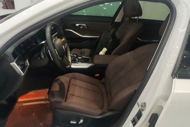 Used BMW 3 Series 2021 325i M Sport Night Edition package Left Front Seat