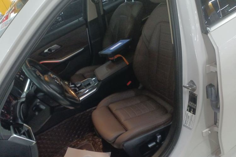Used BMW 3 Series 2021 Restyled 325Li M Sport Package Left Front Seat