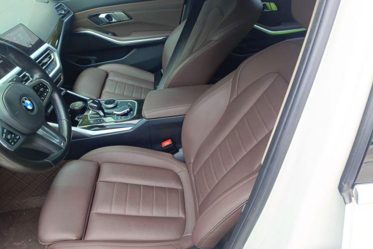 Used BMW 3 Series 2021 325Li M Sport Package Left Front Seat