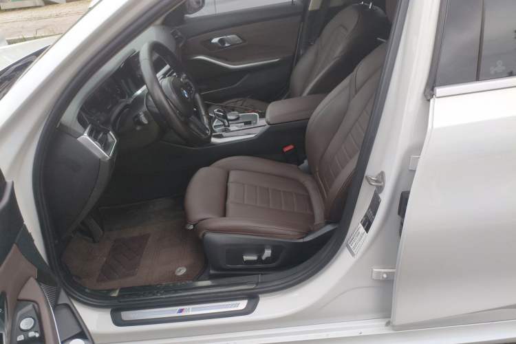 Used BMW 3 Series 2021 Restyled 325Li M Sport Package Left Front Seat
