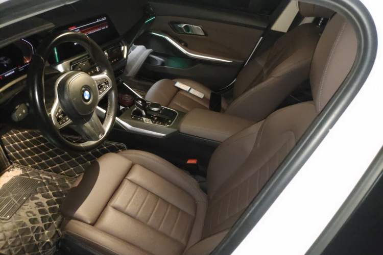 Used BMW 3 Series 2021 Restyled 325i M Sport Package Left Front Seat
