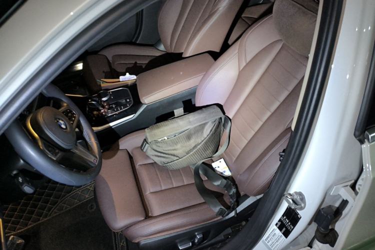 Used BMW 3 Series 2021 320Li M Sport Package Left Front Seat