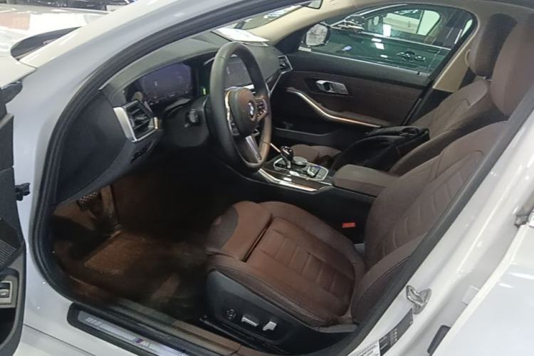 Used BMW 3 Series 2021 Restyled 325Li M Sport Package Left Front Seat