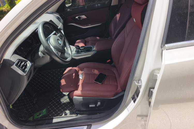 Used BMW 3 Series 2021 325Li M Sport Package Left Front Seat