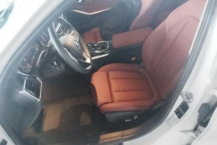 Used BMW 3 Series 2021 320i Sport Package Left Front Seat
