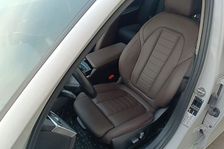 Used BMW 3 Series 2021 Second Facelift 320Li M Sport Package Left Front Seat