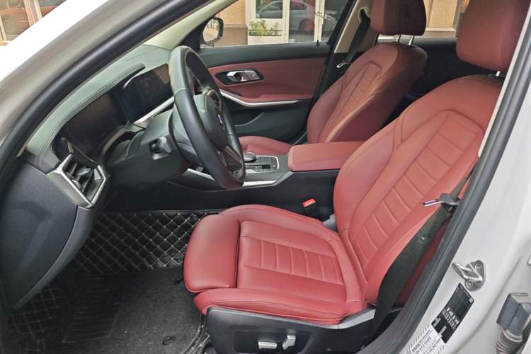 Used BMW 3 Series 2021 325i M Sport Package Left Front Seat