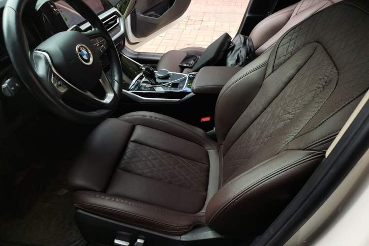 Used BMW 3 Series 2021 Restyled 320i Sport Package Left Front Seat