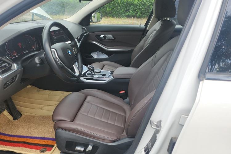 Used BMW 3 Series 2021 Restyled 320i Sport Package Left Front Seat