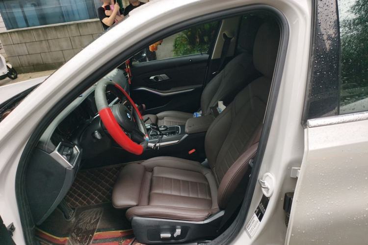 Used BMW 3 Series 2021 325i M Sport Package Left Front Seat