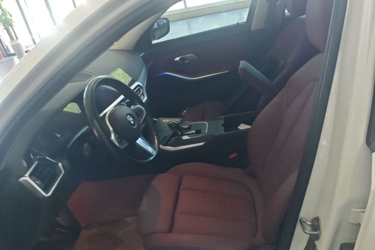 Used BMW 3 Series 2021 Second Facelift 325i M Sport Package Left Front Seat