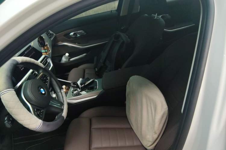 Used BMW 3 Series 2021 325Li M Sport Shadowline Package Left Front Seat