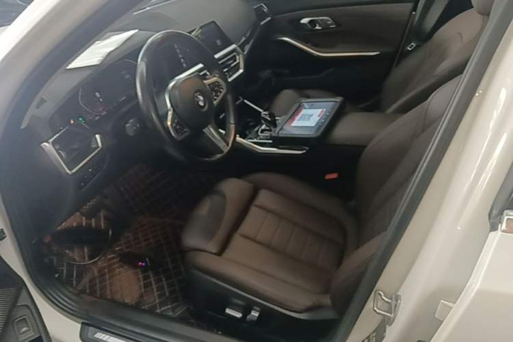 Used BMW 3 Series 2021 Restyled 325Li M Sport Package Left Front Seat