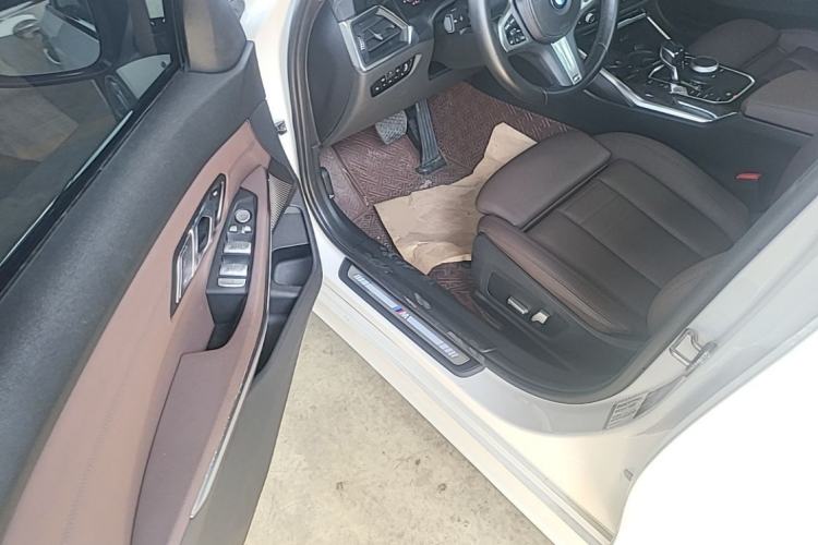 Used BMW 3 Series 2021 Second Facelift 325Li M Sport Package Left Front Seat