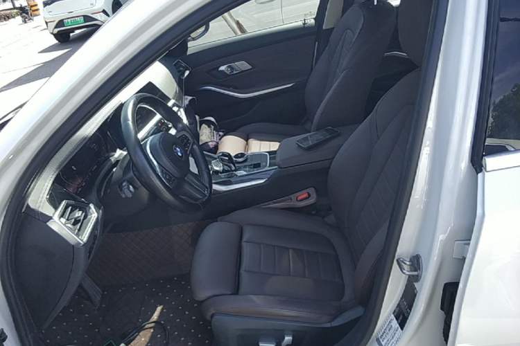 Used BMW 3 Series 2021 Second Facelift 325Li M Sport Package Left Front Seat