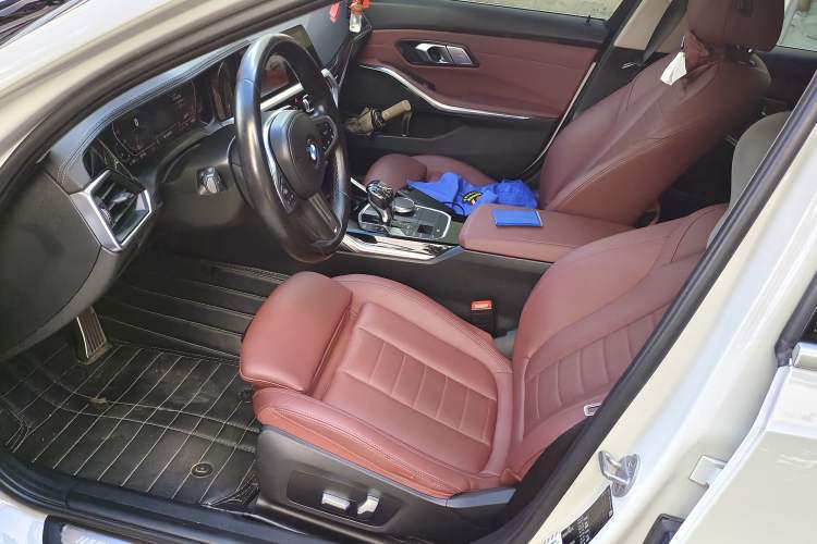 Used BMW 3 Series 2021 Facelifted 320Li M Sport Package Left Front Seat