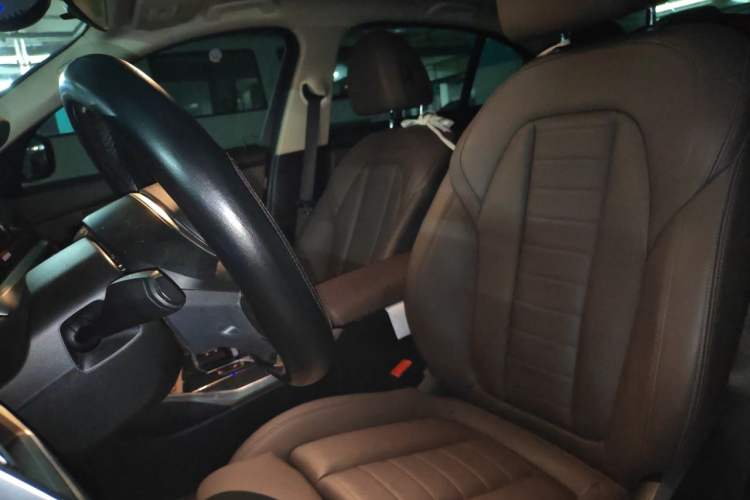 Used BMW 3 Series 2021 Second Facelift 325Li M Sport Package Left Front Seat