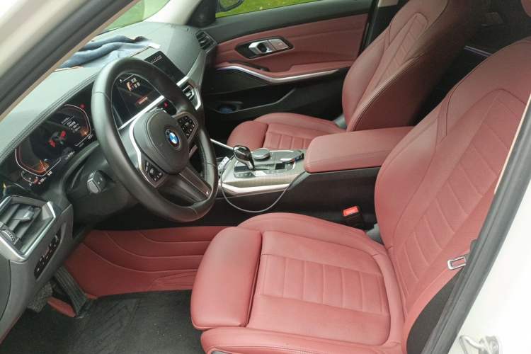 Used BMW 3 Series 2021 Second Facelift 325i M Sport Night Edition Package Left Front Seat