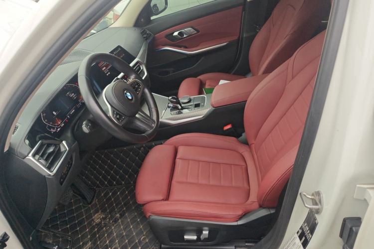 Used BMW 3 Series 2021 Restyled 325i M Sport Night Edition Package Left Front Seat