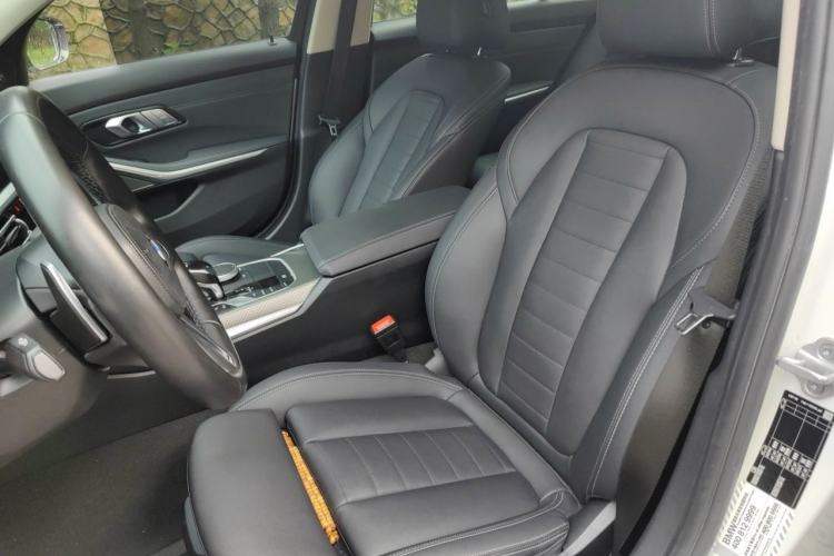 Used BMW 3 Series 2021 325Li M Sport Shadowline Package Left Front Seat