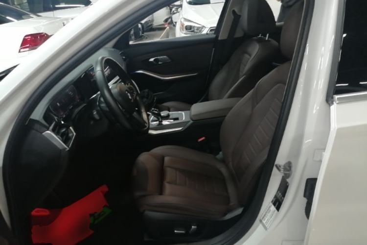 Used BMW 3 Series 2021 Second Facelift 325i M Sport Package Left Front Seat