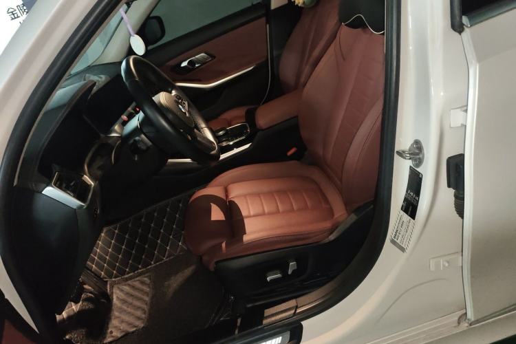 Used BMW 3 Series 2021 320Li M Sport Package Left Front Seat