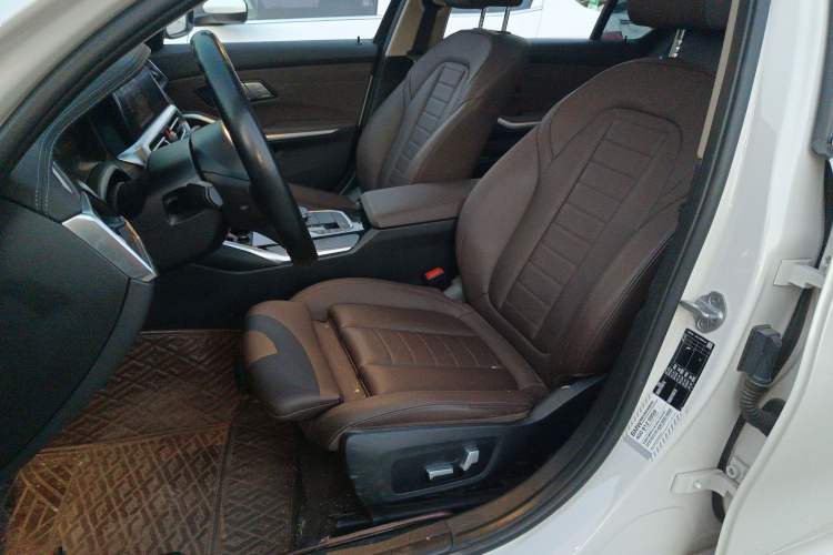 Used BMW 3 Series 2021 Facelifted 320Li M Sport Package Left Front Seat