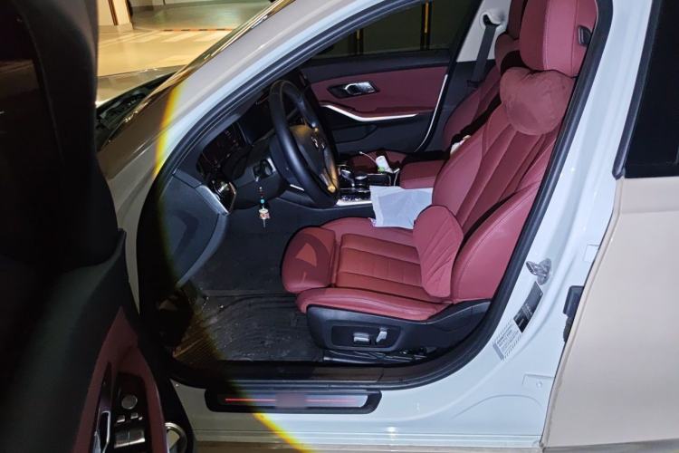 Used BMW 3 Series 2021 320i Sport Package Left Front Seat