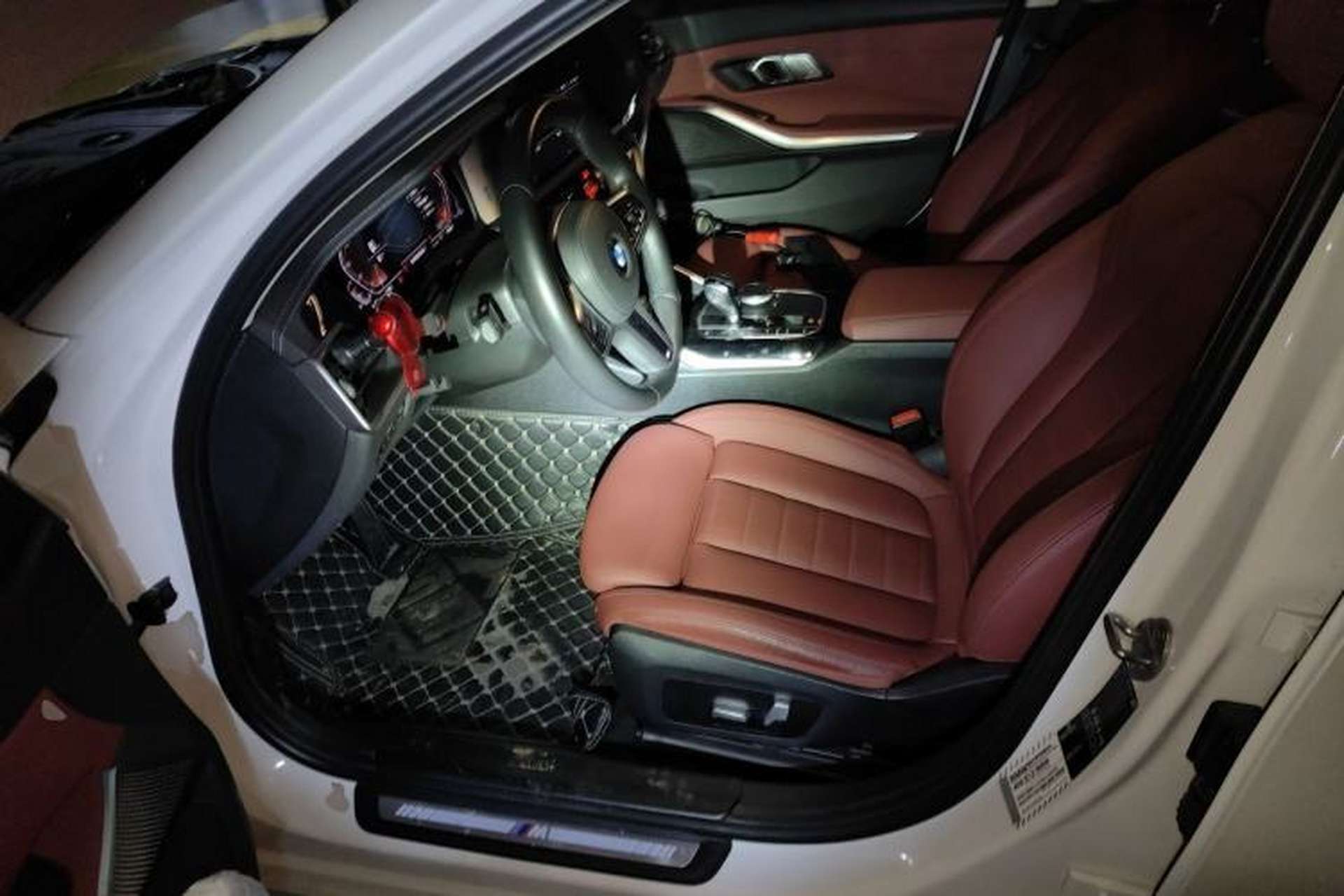 Used BMW 3 Series 2021 320Li M Sport Package Left Front Seat