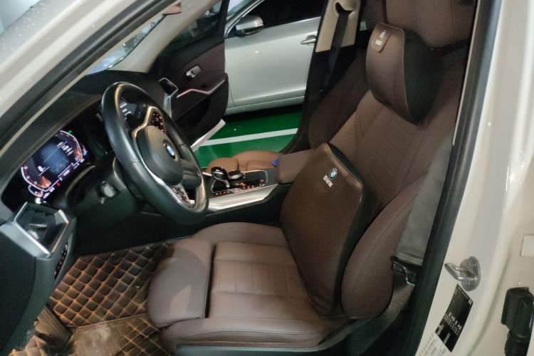 Used BMW 3 Series 2021 Restyled 325i M Sport Night Edition Package Left Front Seat