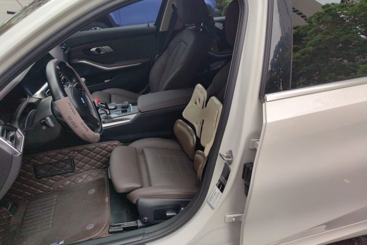 Used BMW 3 Series 2021 Restyled 325Li M Sport Package Left Front Seat