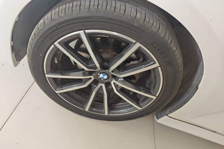 Used BMW 3 Series 2021 320Li M Sport Package Left Front Wheel Hub