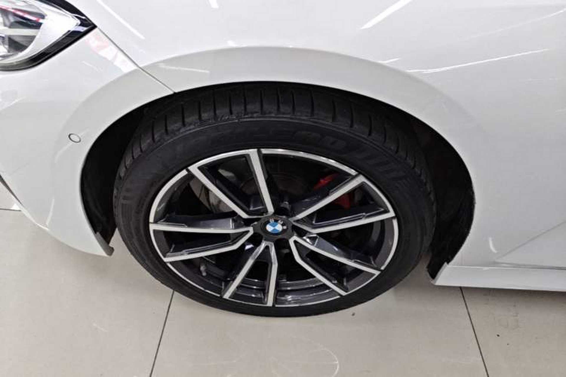 Used BMW 3 Series 2021 Second Facelift 320Li M Sport Package Left Front Wheel Hub
