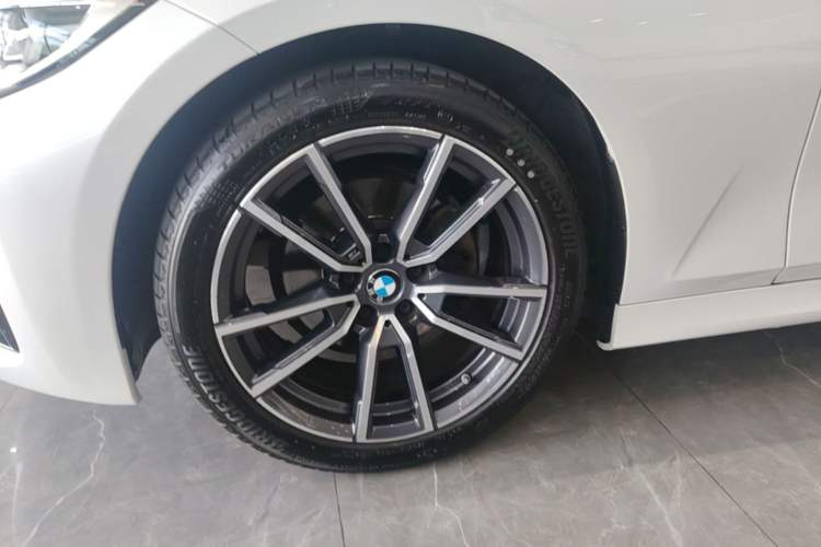 Used BMW 3 Series 2021 Second Facelift 320Li M Sport Package Left Front Wheel Hub
