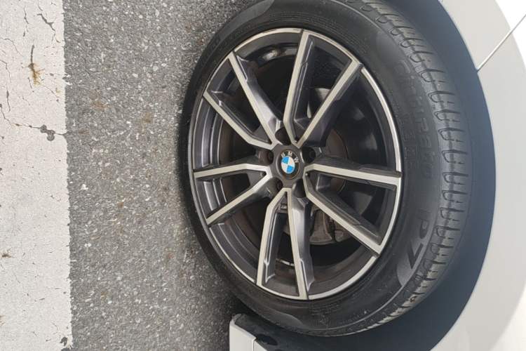 Used BMW 3 Series 2021 Restyled 325Li M Sport Package Left Front Wheel Hub