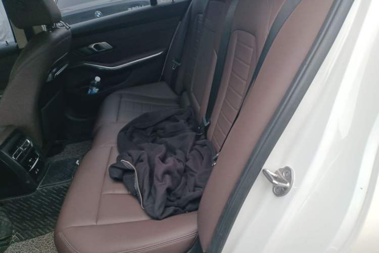Used BMW 3 Series 2021 Facelifted 320Li M Sport Package Left Rear Seat