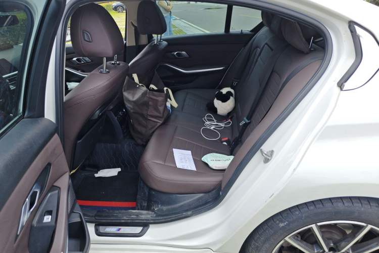 Used BMW 3 Series 2021 320Li M Sport Package Left Rear Seat