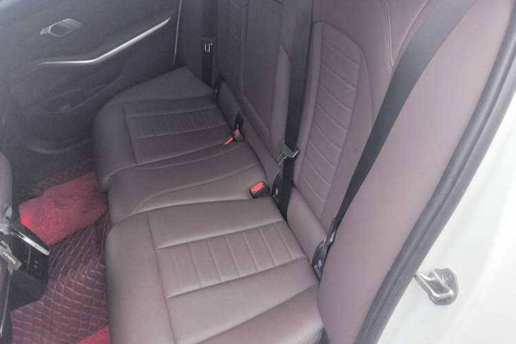 Used BMW 3 Series 2021 Restyled 325Li M Sport Package Left Rear Seat