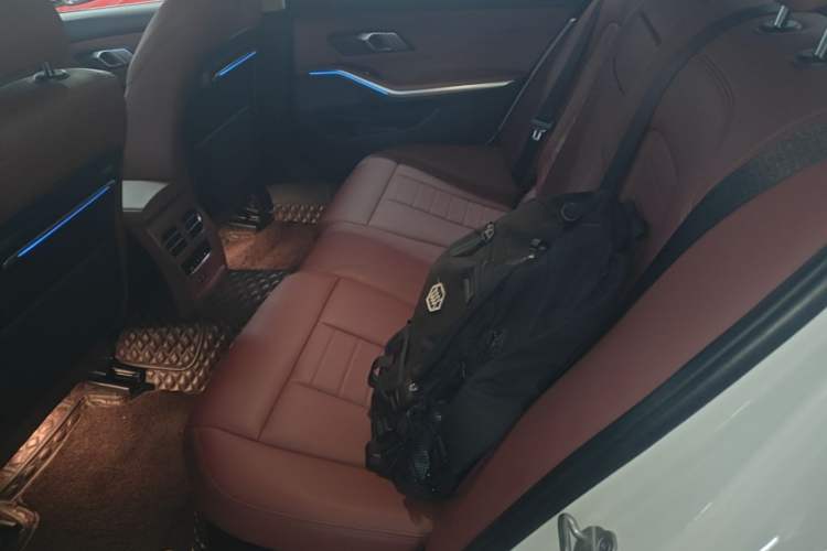 Used BMW 3 Series 2021 Restyled 325Li M Sport Package Left Rear Seat