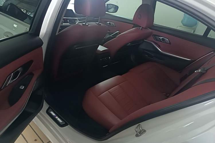 Used BMW 3 Series 2021 Facelifted 320Li M Sport Package Left Rear Seat