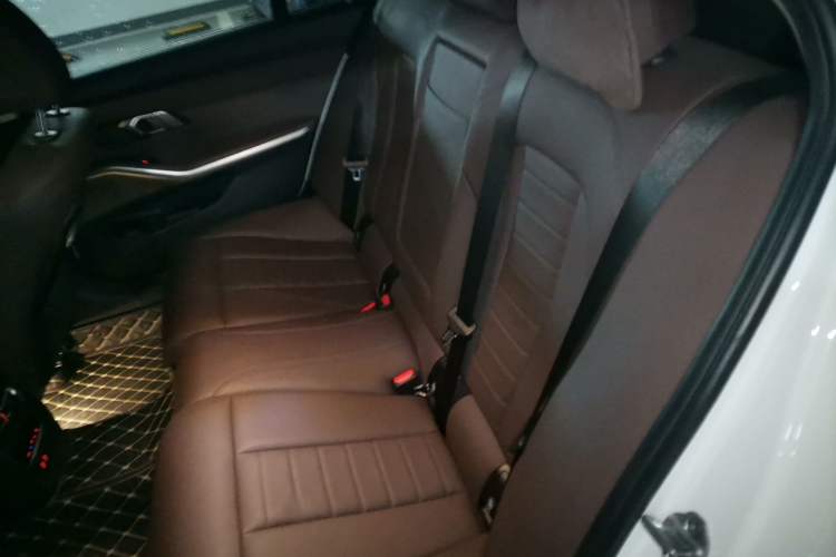 Used BMW 3 Series 2021 320Li M Sport Package Left Rear Seat